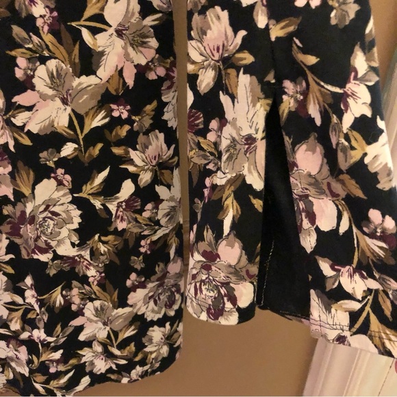 J Jill Luxe Supima Split Long Sleeve Tunic Shirt Floral Black Medium - Picture 5 of 6